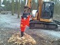 R-Top® stobbenboor aan graafmachine