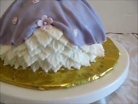 Train Birthday Cakes on Doll Cake   Making Ruffles On A Princess Cake Video At Savevid Com
