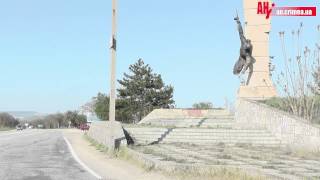 Разрушенный памятник