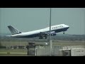 Melbourne Airport Cafe - Plane Spotting
