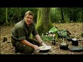 Ray Mears - How to bake bread in the outdoors, Wild Food