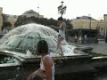 купание в фонтане