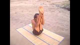 poorna halasana