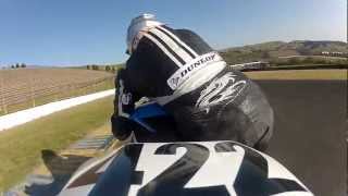 Genki Hagata evita queda de mota à patrão