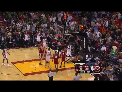 dwyane wade dunking on someone. Dwyane Wade Dunk on Varejao