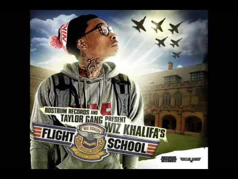 Damn hot. Wiz Khalifa-Boarding Hot Pics Of Wiz Khalifa. Damn hot. Wiz Khalifa-Boarding