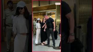 Priyanka Chopra ने Airport पर दिखाया देसी अंदाज़, पैप्स को किया 'नमस्ते'