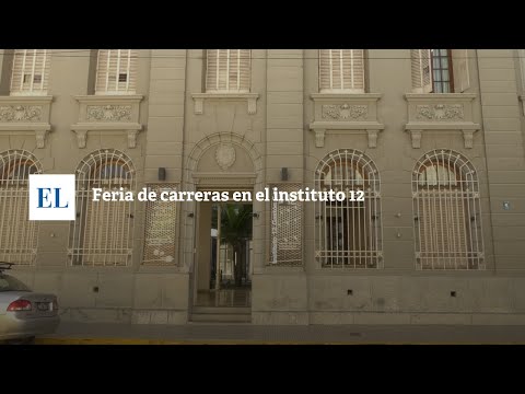 FERIA DE CARRERAS EN EL INSTITUTO 12.