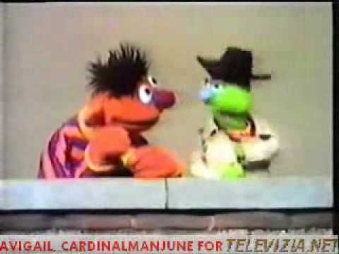 Sesame Street - Lefty sells "air" to Ernie 7_TsPrlj7Zs