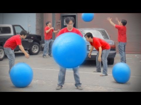 Big Blue Ball Machine with Freddie Wong