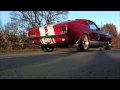 Burnout 1967 Ford Mustang Fastback