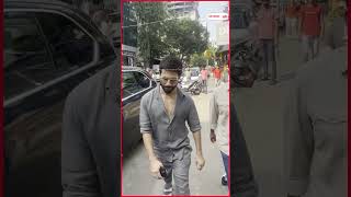 Shahid Kapoor-Mira Kapoor ने दिखाया Couple Goal, शाहिद का दिखा Gentlemen अंदाज़