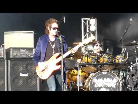 Black Country Communion - Crossfire (High Voltage Festival 2011)