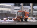 Fiedler Räumschild FRS 2404 und Flachsilostreuer FSS 900 am Multihog MH90
