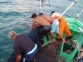 PESCA Ã LINHA A BORDO DE TRAINEIRAS PESCA Ã LINHA A BORDO DE TRAINEIRAS