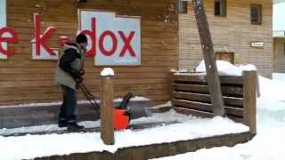 Fraise à neige électrique MECAFER OTK1802 1800W - Godet 50x33cm