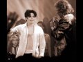 Michael jackson One Sweet day no shirt or it ripped open Mikegasm
