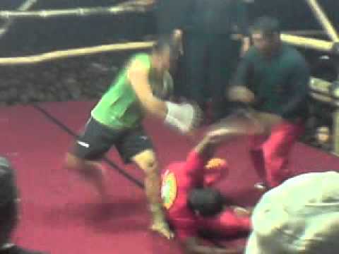 pencakdor di LIRBOYO kediri tgl 8 juli 2011 (Aris, Ringinrejo-Kediri)
