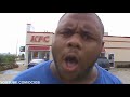 BLACK MAN ANGRY AT KFC @siggas