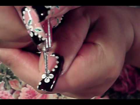 Flower Nail Art Designs for Beginners Flower Nail Art Designs for Beginners