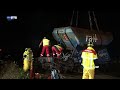 Kapotte treinwagon in Borne weggehaald