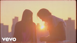 Nisse - Everything (Official Video 1) ft. Rezar
