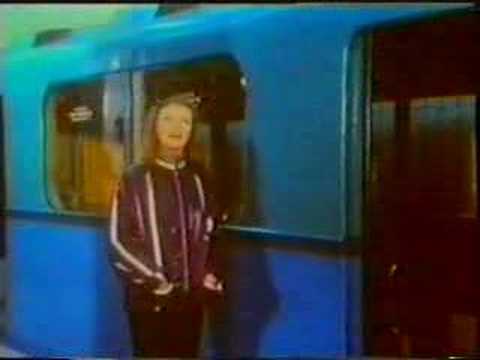 Скачать песню на последней станции метро