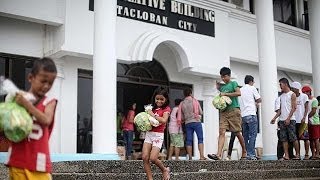 news et reportagePhilippines : la reconstruction s'annonce longue et difficile en replay vidéo