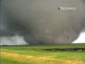 Increibles imágenes de un tornado que se lleva una casa