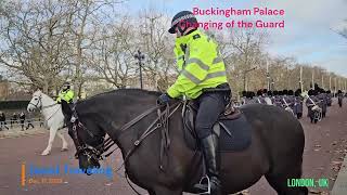 Buckingham Palace - Changing of the Guard