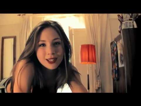 Clip girl xinh tự nguyện lên giường thật "quái vật"