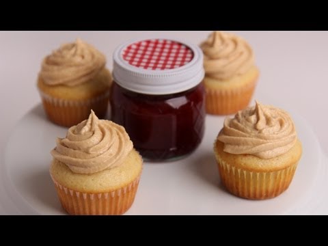 cupcakes Laura laura tiramisu by  Vitale's   Youtubers Recipes / vitale Youtubers   Cupcake Videos