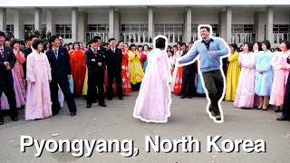 O homem que percorreu o mundo a dançar