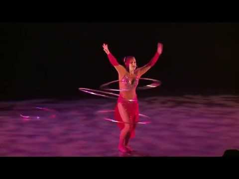 Hula hoop
Helen Orford - ‘Miss Philippa Presents’
Performed as part of the Circus Space BA Hons Degree