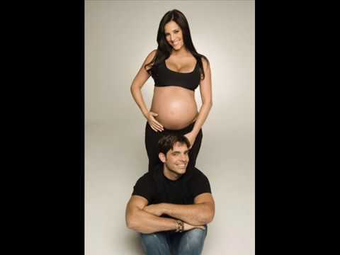 sigue a Gaby en Twitter gaby espino calendario 2011. sigue a Gaby en Twitter