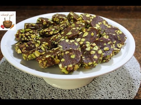 لفائف التمر بالفستق الحلبي / حلوى رائعة وسريعة في دقائق وبدون فرن /حلويات رمضان 2018