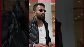 Mumbai airport पर स्पॉट हुए भारतीय क्रिकेट ऑलराउंडर Hardik Pandya