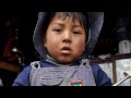 Enfant en bas âge déjà au travail