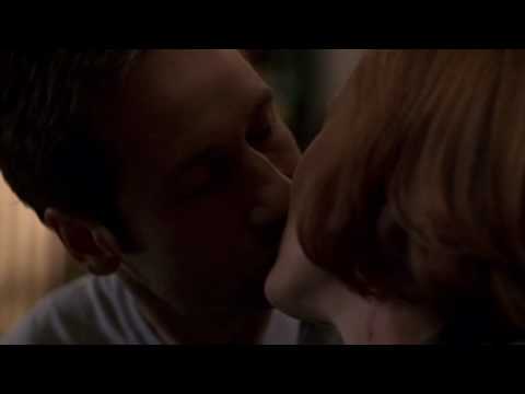 This is just a shipper video about Mulder and Scully kisses. Enjoy it! In order of appearence: #1 - The Unnatural #2 - Triangle #3 - FTF deleted kiss #4 