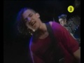מופע הארנבות של דר קספר - בשמלה אדומה