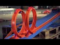 Hot Wheels: Builds the Ultimate Track