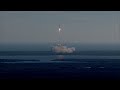 Falcon 9 launches Dragon spaceship
