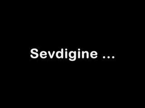 Talha Bora ÖGE Seni Seviyorum - Son Bir Saat şiirini sesli dinle....
Talha Bora ÖGE Seni Seviy Talha Bora ÖGE Seni Seviyorum - Son Bir Saat şiirini sesli dinle....
Talha Bora ÖGE Seni Seviy