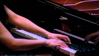 Amazon.co.jp: GRACEFUL VISION: ミュージック