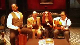 Reggaetón en versión valse peruano criollo