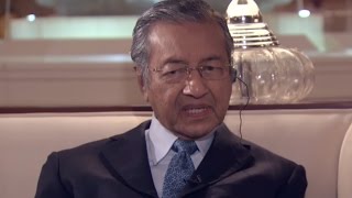 الدكتور مهاتير محمد رئيس وزراء ماليزيا الأسبق وصانع النهضة الماليزية في ضيافة #رؤية اقتصادية