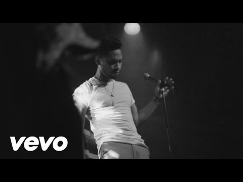 Miguel "Pussy Is Mine (Live)" Video [New Video]