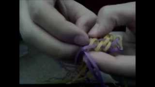 Laneyards: The Triangle (3-Strand) Stitch