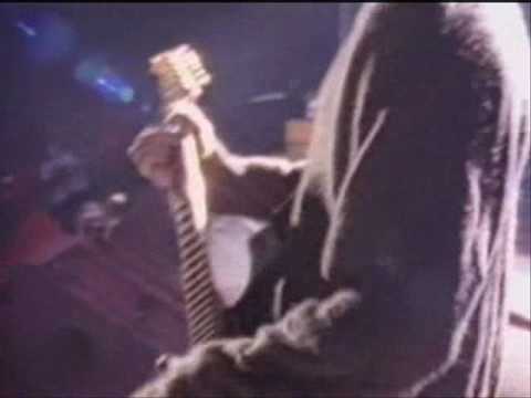 britney spears vma snake. VMA 1994 Tribute to Kurt