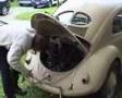 manual starting up engine of old vw beetle